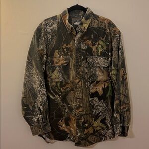Jerzees Outdoors Camouflage Shirt with Green and Brown Mossy Oak Print XL